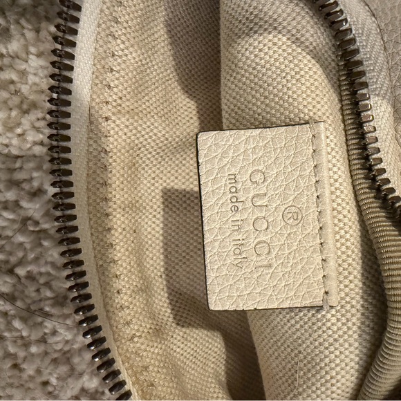 Authentic Gucci Cream Leather Small Belt Bag with Green & Red Web - Picture 7 of 16